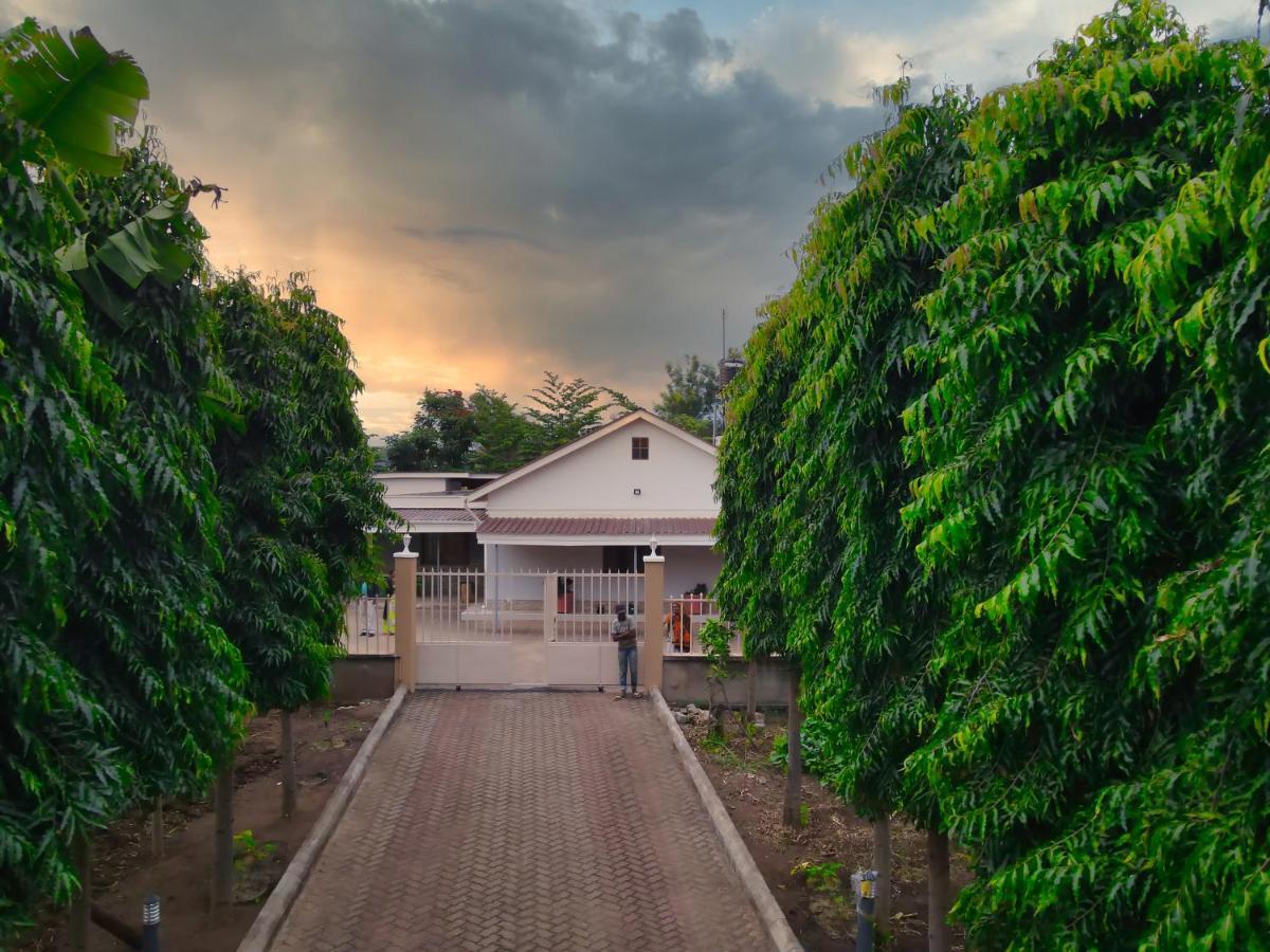 Kilimanjaro Country House Moshi Exterior photo